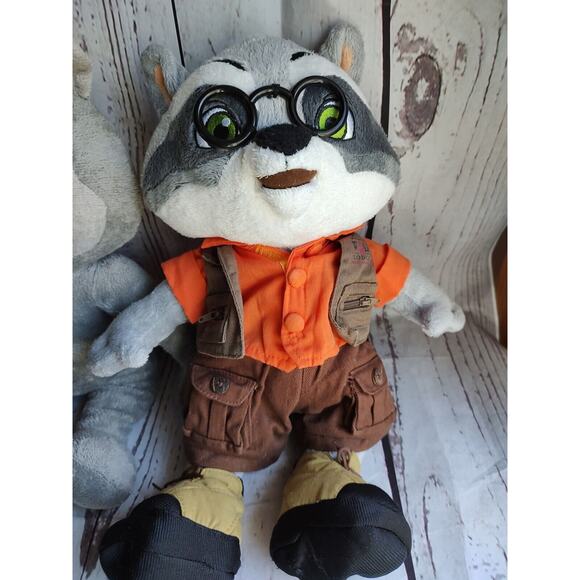 Great Wolf Lodge Wiley The Wolf And Oliver Raccoon Stuffed Animal Plush Dolls - Picture 4 of 15